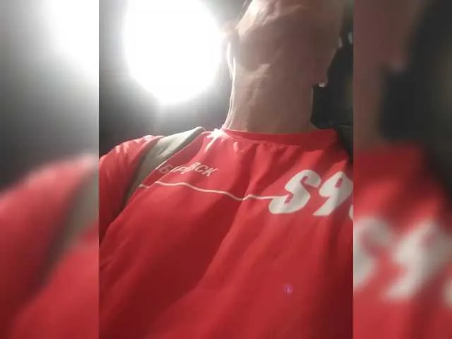 Live sex webcam photo for AndMokas #291144165