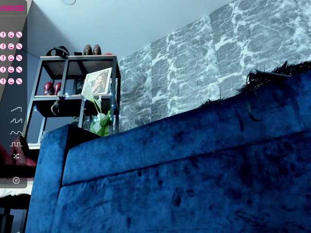 Live sex webcam photo for AndreMistress #273489759