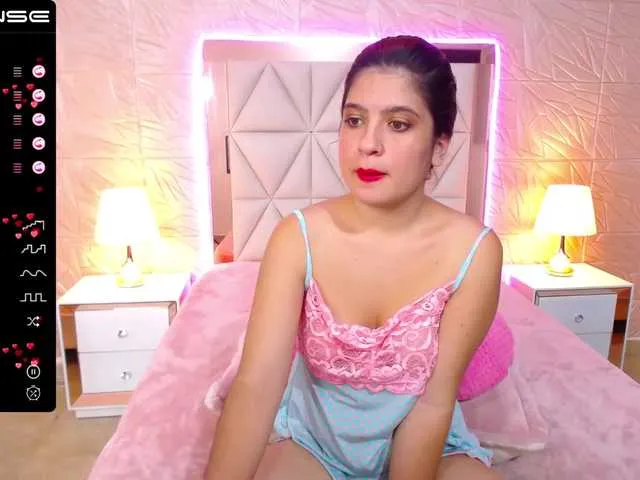 Live sex webcam photo for Andrea-k #273397579