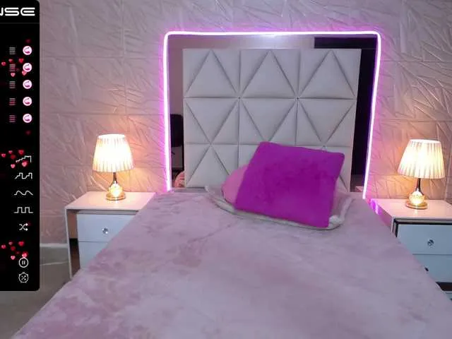 Live sex webcam photo for Andrea-k #273429304