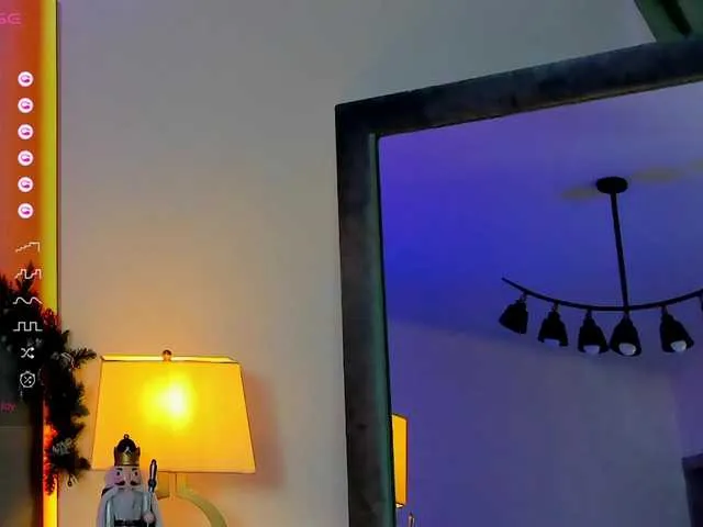 Live sex webcam photo for AndreaBass #290332970