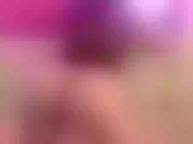Live sex webcam photo for AndreaMarin #272987957