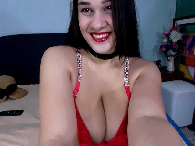 Live sex webcam photo for AndreaRaul #291153822