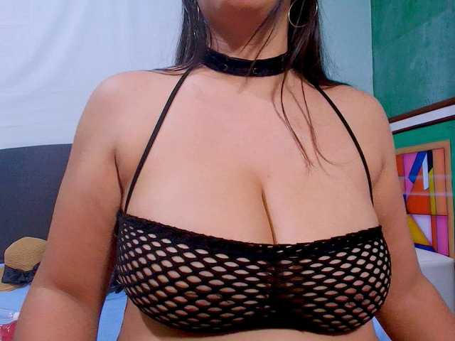 Live sex webcam photo for AndreaRaul #291882569