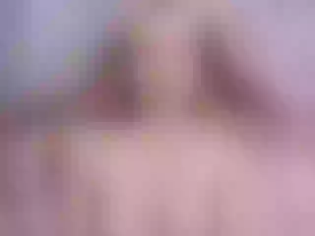 Live sex webcam photo for AndreaSvel #289804193