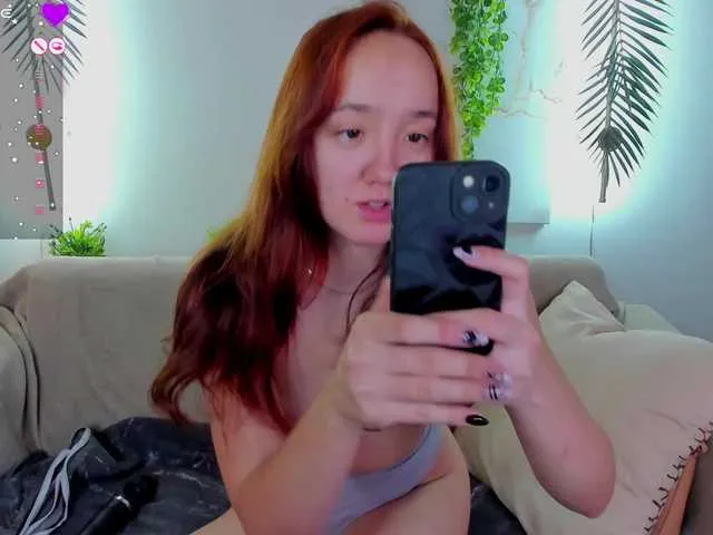 Live sex webcam photo for AndreaSvel #291697346