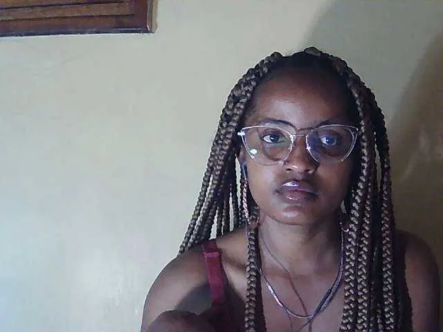 Live sex webcam photo for Andreas229 #276478234