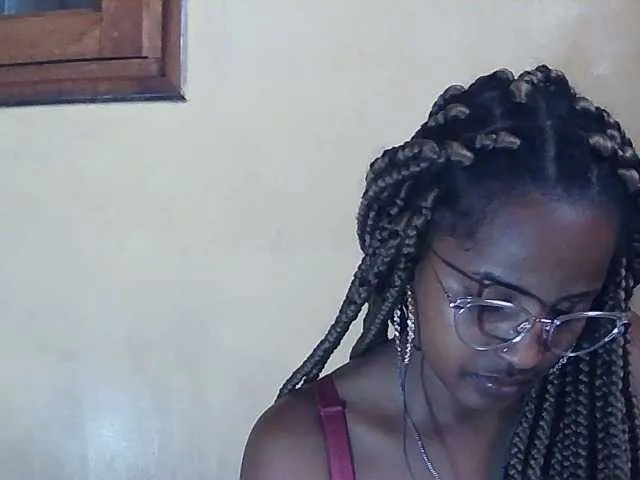 Live sex webcam photo for Andreas229 #276500120