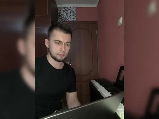 Live sex webcam photo for Andrei3705 #291431770