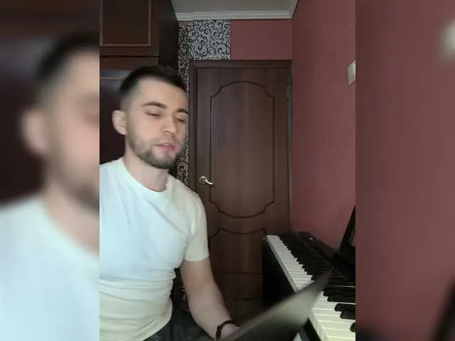 Live sex webcam photo for Andrei3705 #291818570