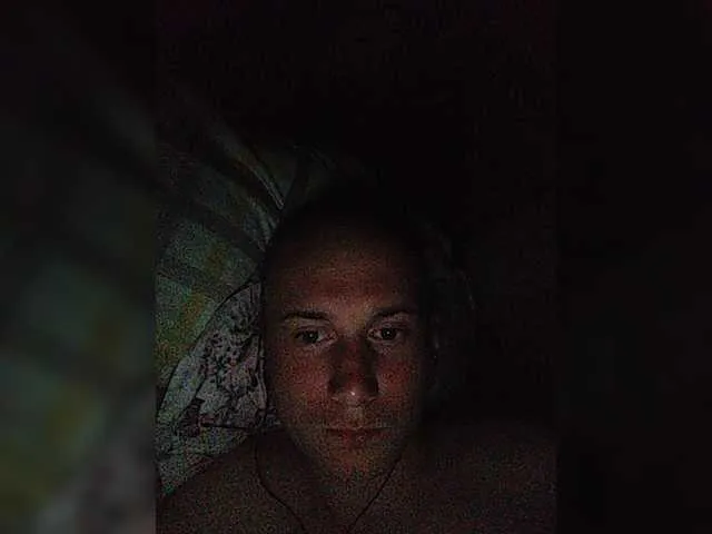 Live sex webcam photo for Andreix1998 #275746495