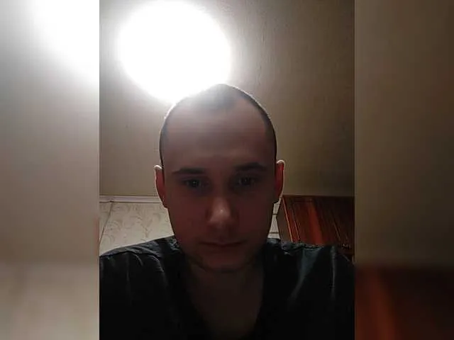 Live sex webcam photo for Andreix1998 #277478336