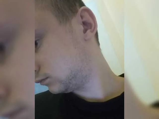Live sex webcam photo for Andreix1998 #278004476