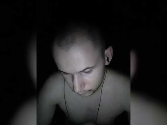 Live sex webcam photo for Andreix1998 #289442973
