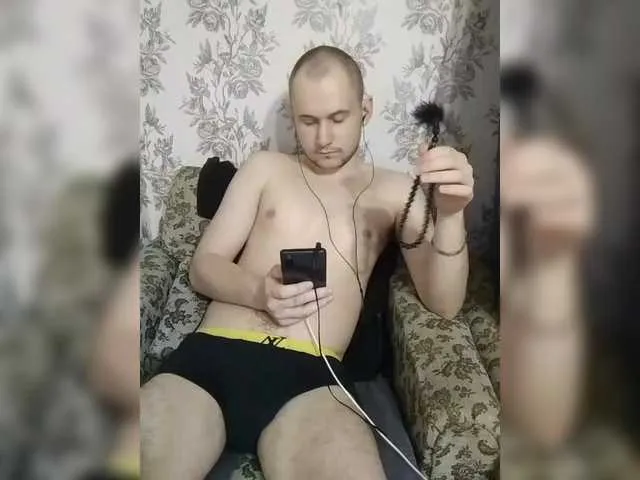 Live sex webcam photo for Andreix1998 #289517578