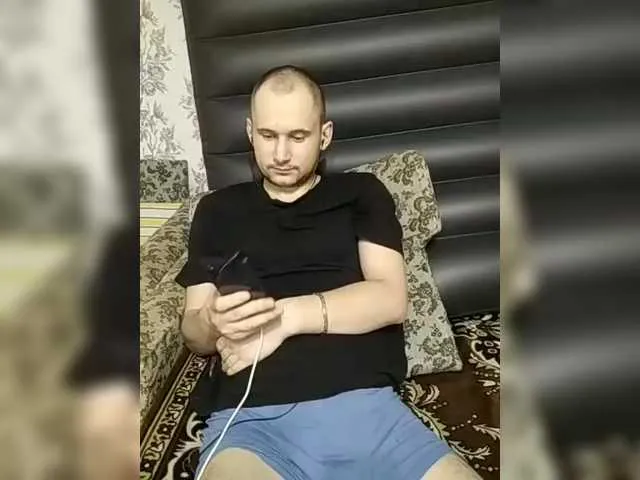 Live sex webcam photo for Andreix1998 #289670988