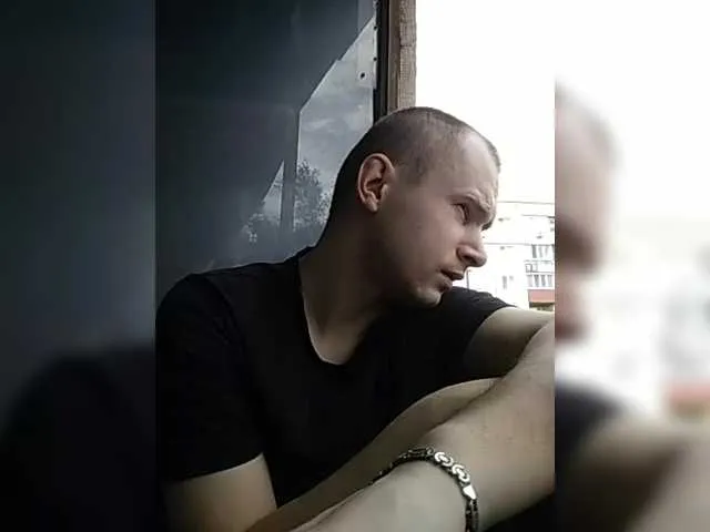 Live sex webcam photo for Andreix1998 #289927953