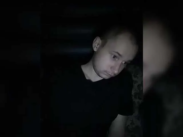 Live sex webcam photo for Andreix1998 #289965600