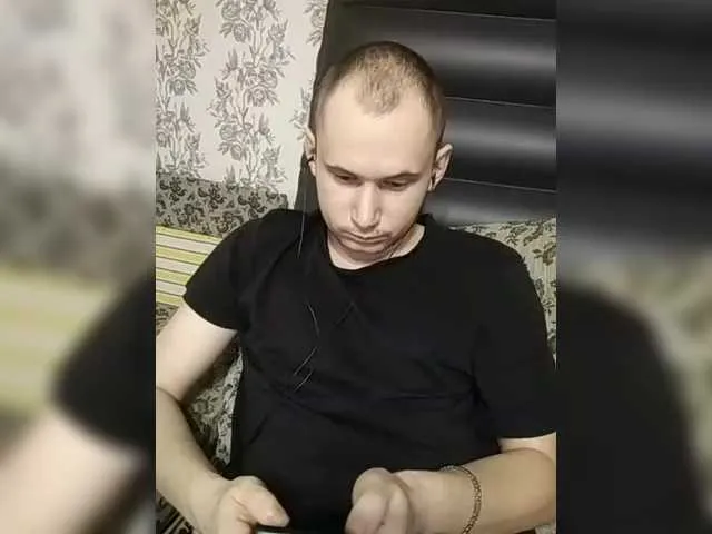 Live sex webcam photo for Andreix1998 #290001772
