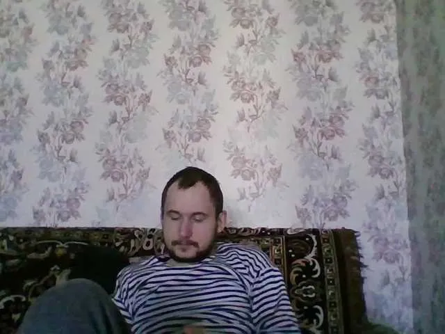 Live sex webcam photo for Andreix1998 #290588703