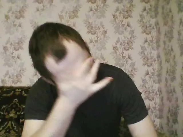 Live sex webcam photo for Andreix1998 #290636933
