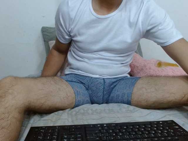 Live sex webcam photo for Andres-77O #276592770