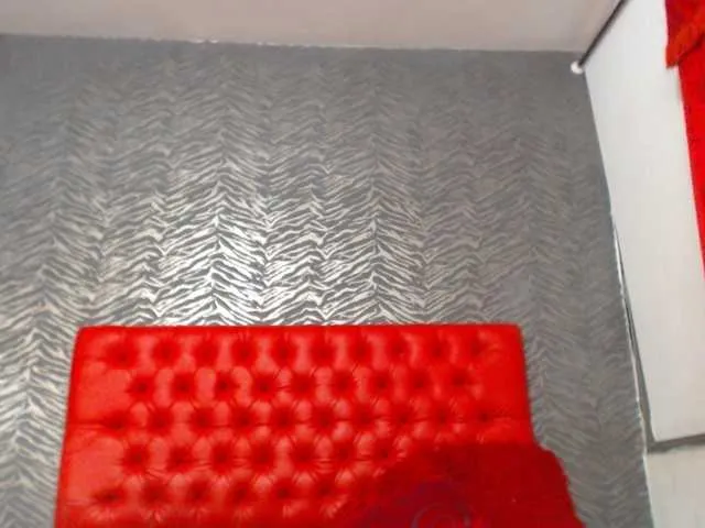 Live sex webcam photo for Andrewhaardd #273564728
