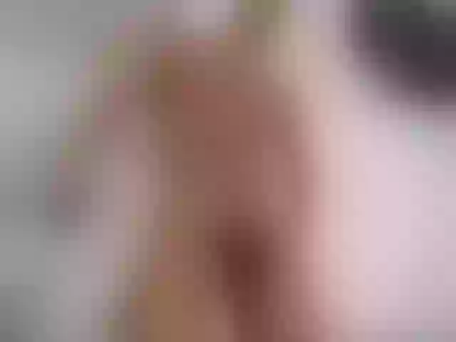 Live sex webcam photo for Andrewhaardd #289993337