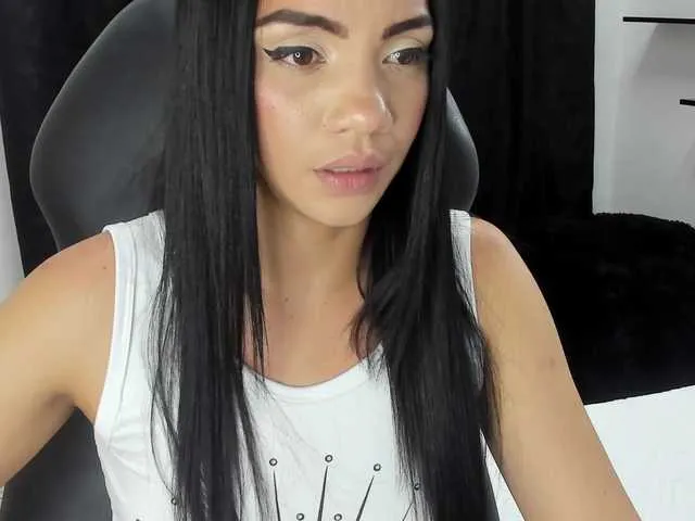 Live sex webcam photo for Andromeda-20 #273962994