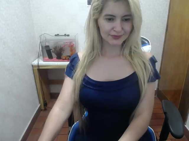 Live sex webcam photo for Andylovense #276586254