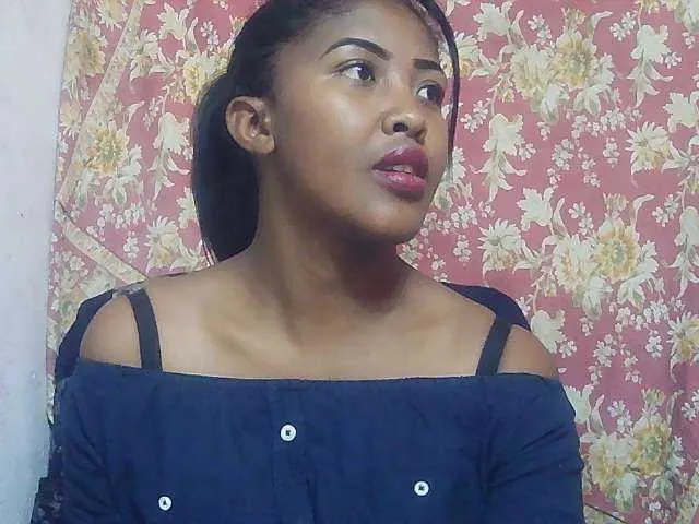 Live sex webcam photo for Andysexy18 #276259212
