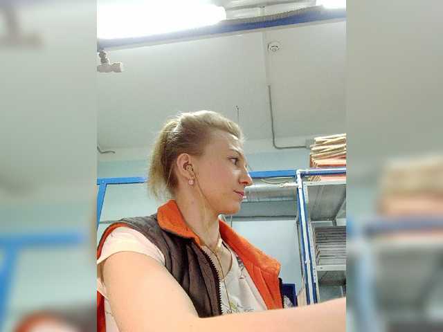 Live sex webcam photo for Anesteishen #271771068