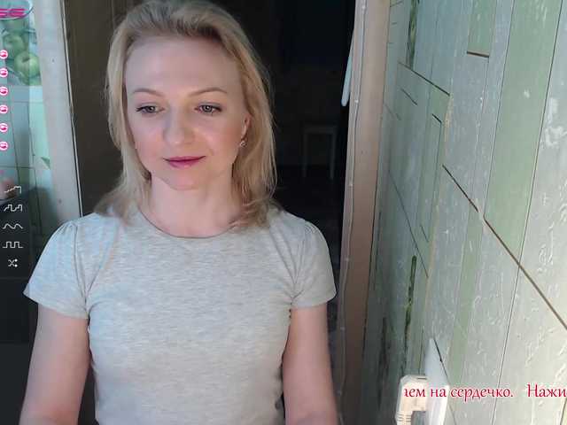 Live sex webcam photo for Anesteishen #272252472