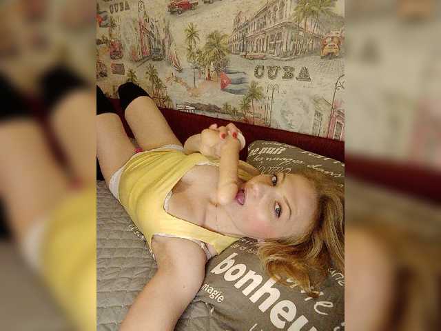 Live sex webcam photo for Anesteishen #272313281