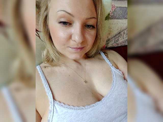 Live sex webcam photo for Anesteishen #273146898