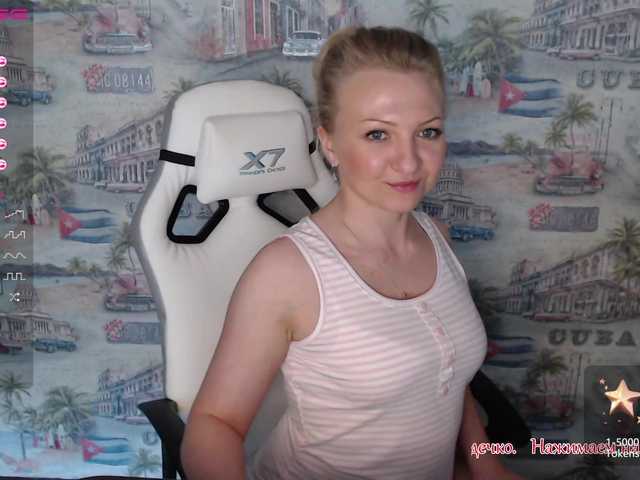 Live sex webcam photo for Anesteishen #273281885