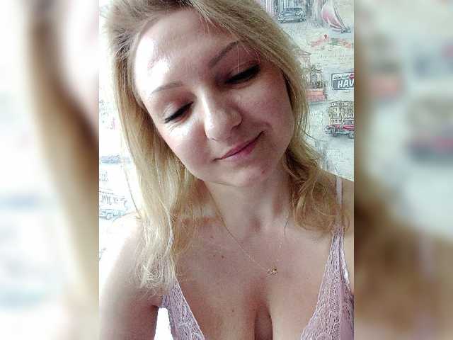 Live sex webcam photo for Anesteishen #273343355