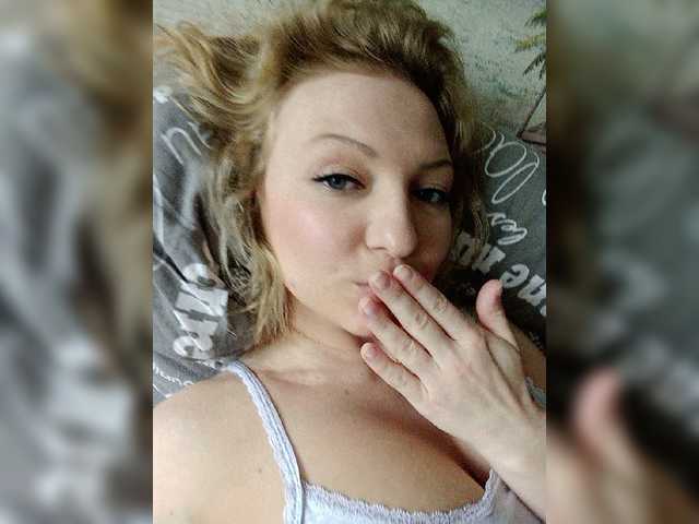 Live sex webcam photo for Anesteishen #273390311