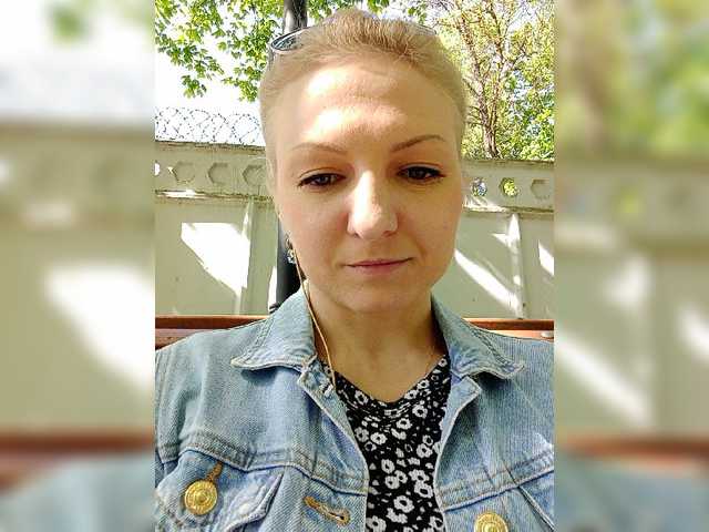 Live sex webcam photo for Anesteishen #273579877