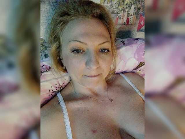 Live sex webcam photo for Anesteishen #273652954