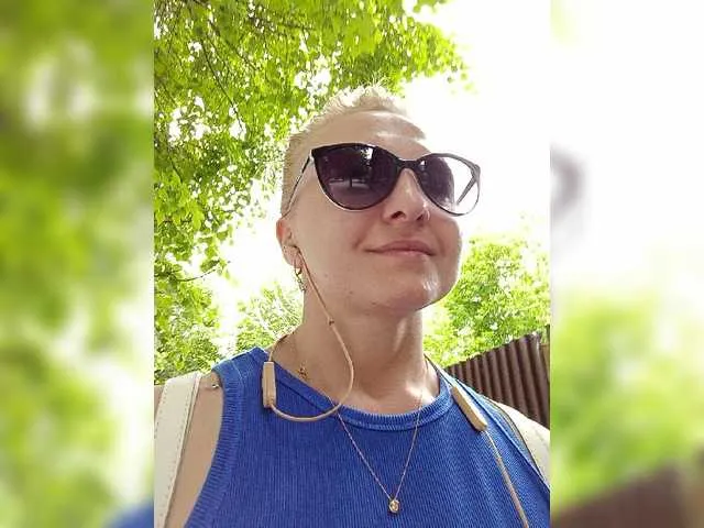 Live sex webcam photo for Anesteishen #273720804