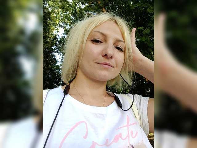 Live sex webcam photo for Anesteishen #274154775