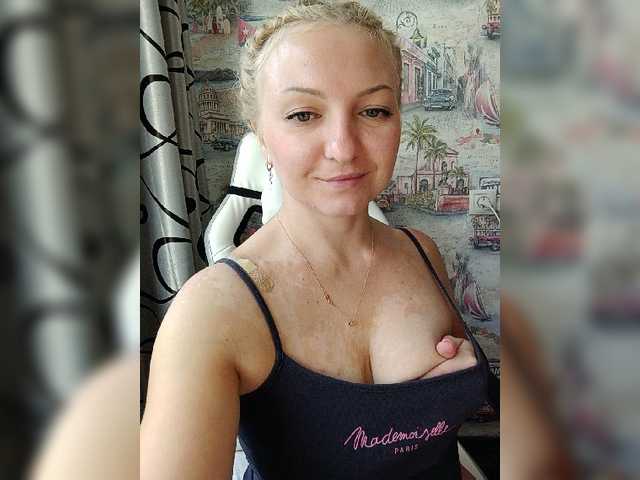 Live sex webcam photo for Anesteishen #274244875