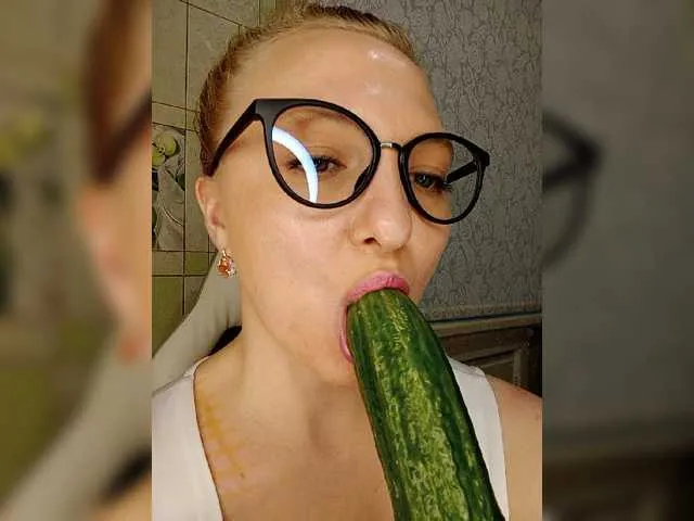 Live sex webcam photo for Anesteishen #275519119