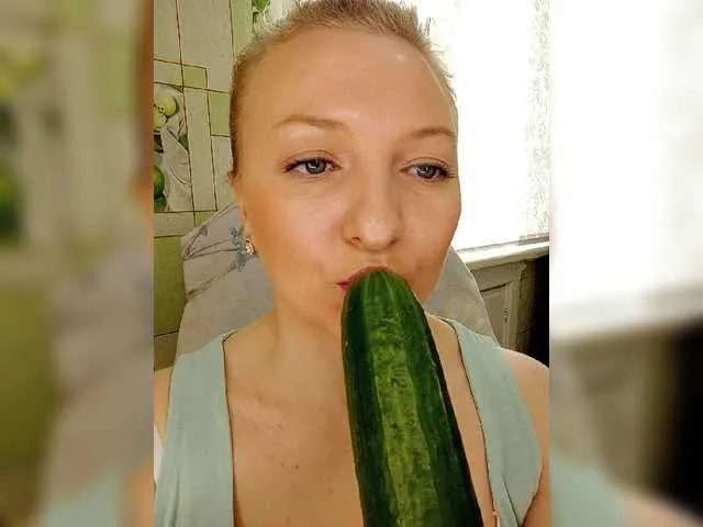 Live sex webcam photo for Anesteishen #275540942