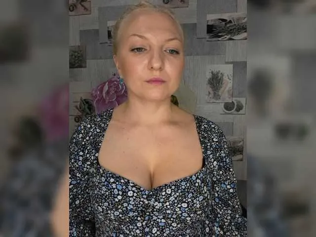 Live sex webcam photo for Anesteishen #275983425