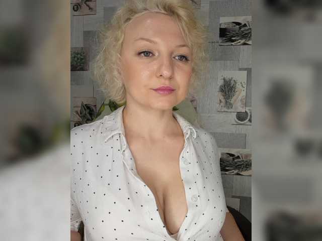 Live sex webcam photo for Anesteishen #276096750