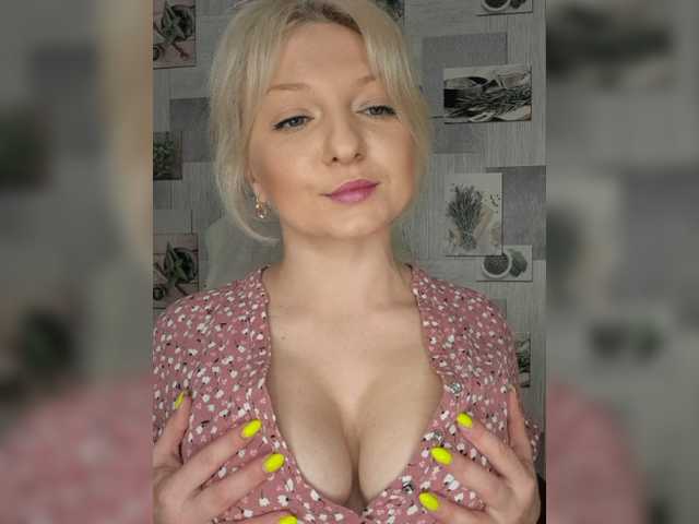 Live sex webcam photo for Anesteishen #276251756