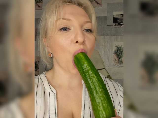 Live sex webcam photo for Anesteishen #276264044