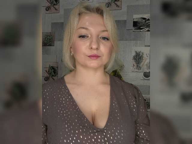 Live sex webcam photo for Anesteishen #276375184